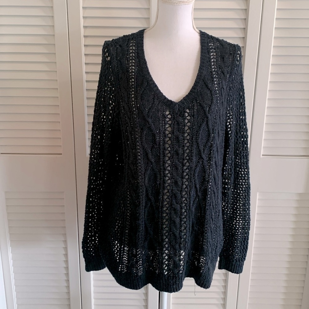 Abercrombie & Fitch Navy Blue V-neck Sweater Open Cable Knit Women’s Size Large